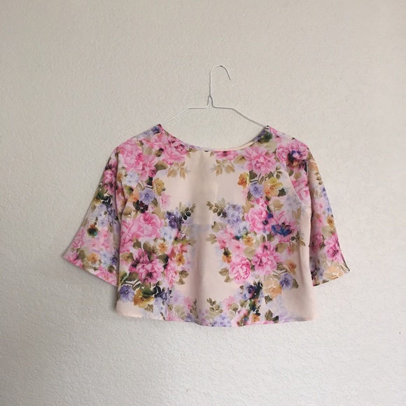 OH My Love Pink Floral Crop Top - Picture 3 of 6